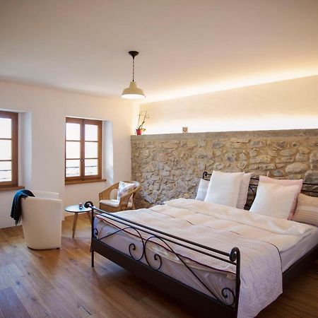 Aux Trois Soleils Bed & Breakfast Chexbres Exterior photo