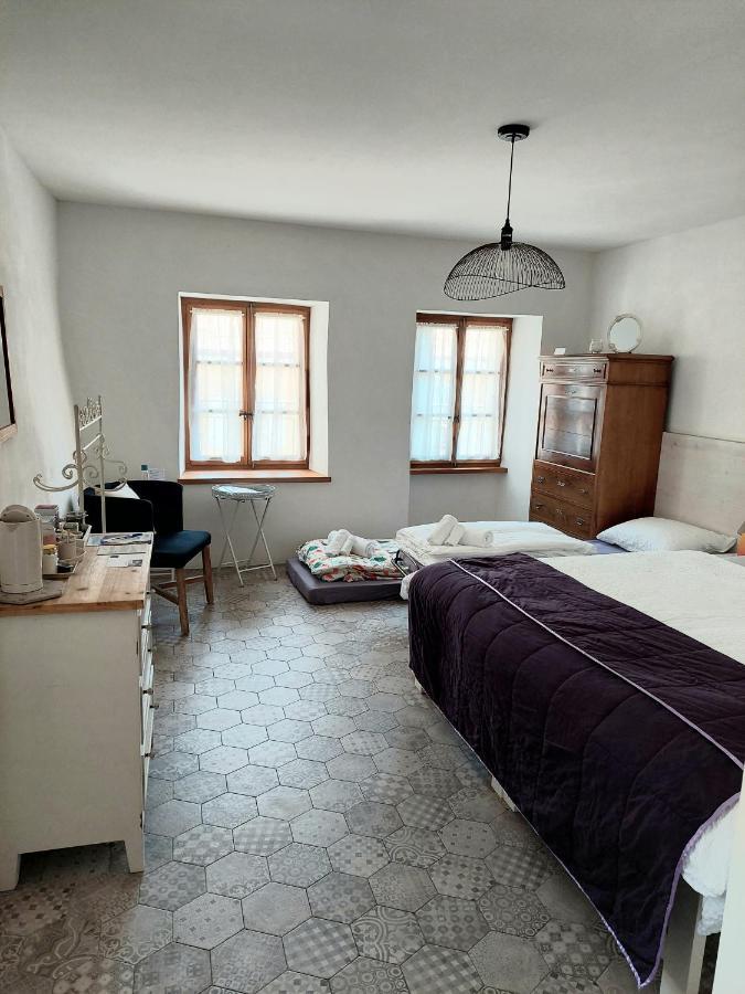 Aux Trois Soleils Bed & Breakfast Chexbres Exterior photo