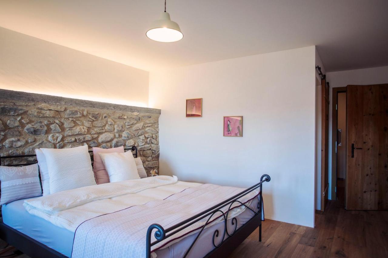 Aux Trois Soleils Bed & Breakfast Chexbres Exterior photo